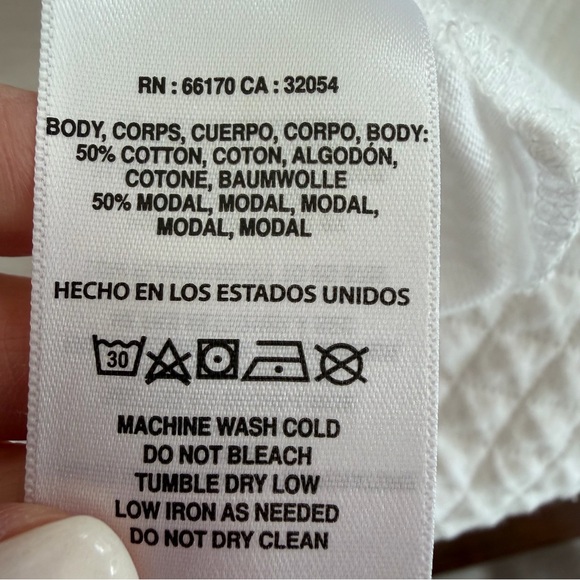 Anthropologie T.La Lars Classic V-Neck Tee - Picture 17 of 17